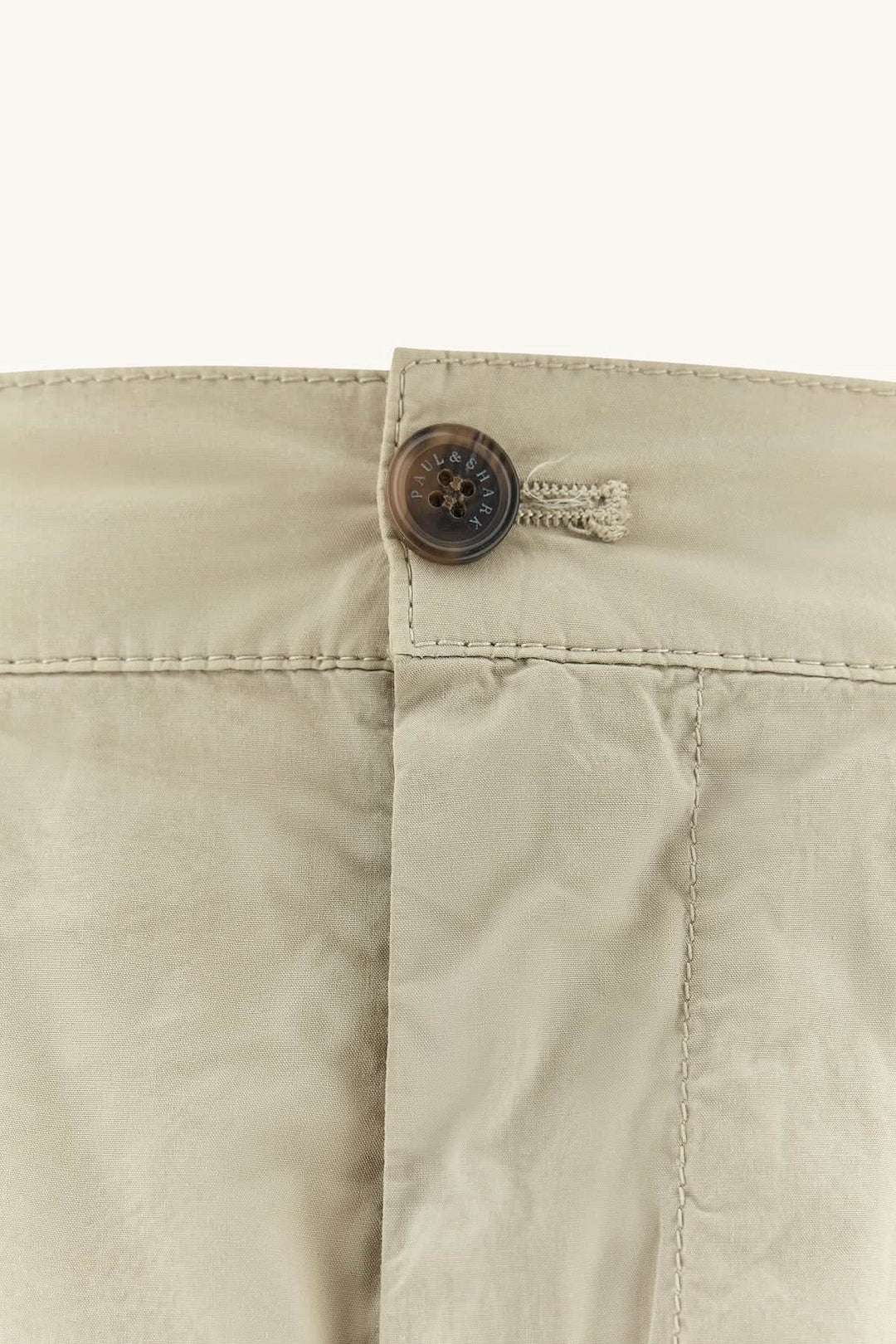 Gros plan sur la ceinture d&