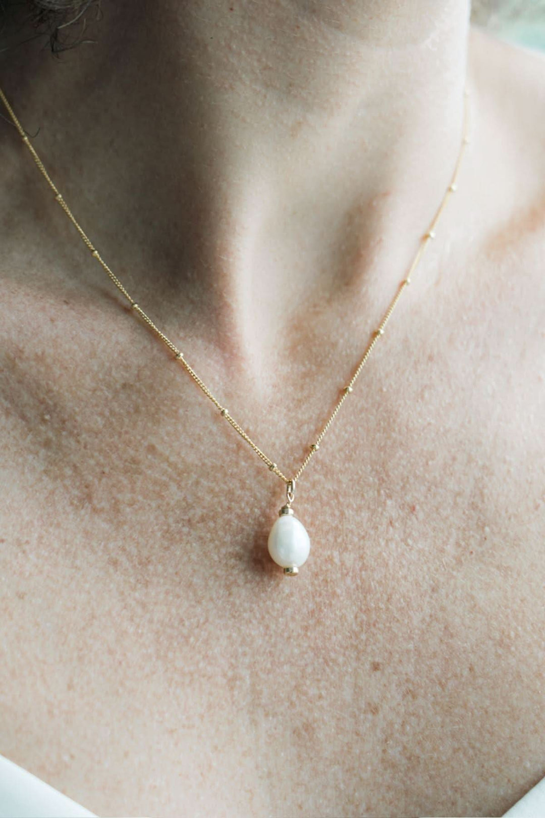 Chaîne en or vermeil avec une perle d&