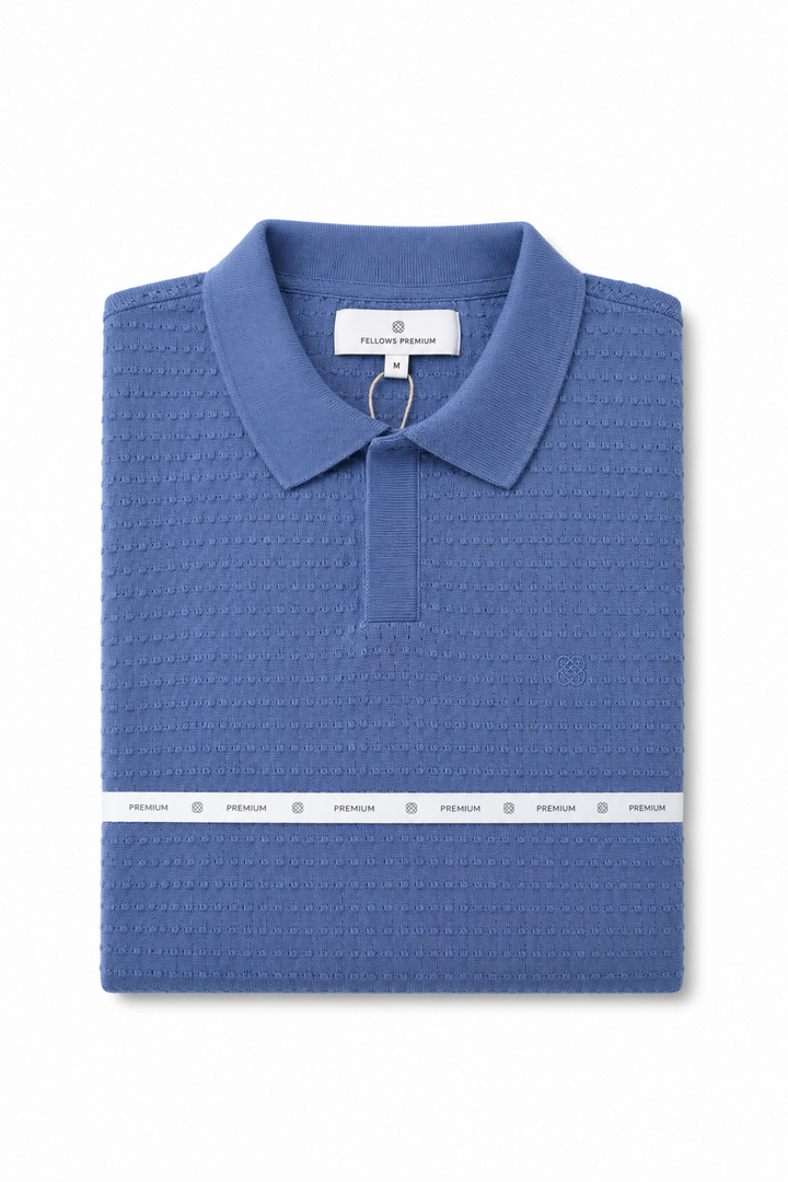 Short-sleeve polo shirt with textured knit