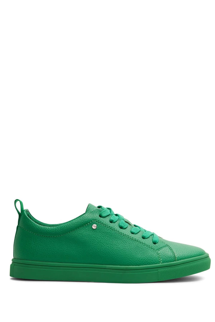 Chaussures simples vertes à lacets pour femme, style moderne et écoresponsable.