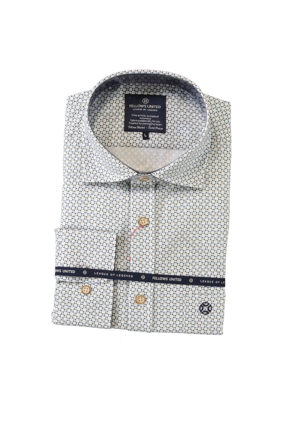 Chemise à manches courtes à motif micro-imprimé avec col structuré pliée sur fond blanc.