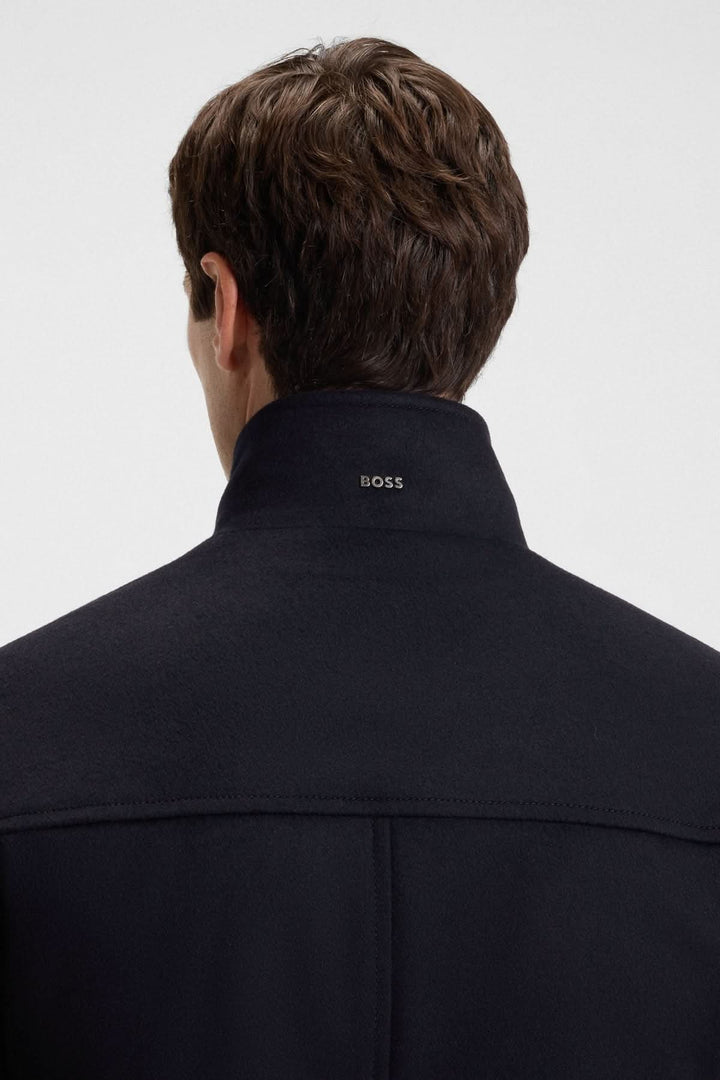 Vue arrière du Manteau en laine et cachemire Coxtan de BOSS, mettant en avant la qualité du tissu et le design raffiné.