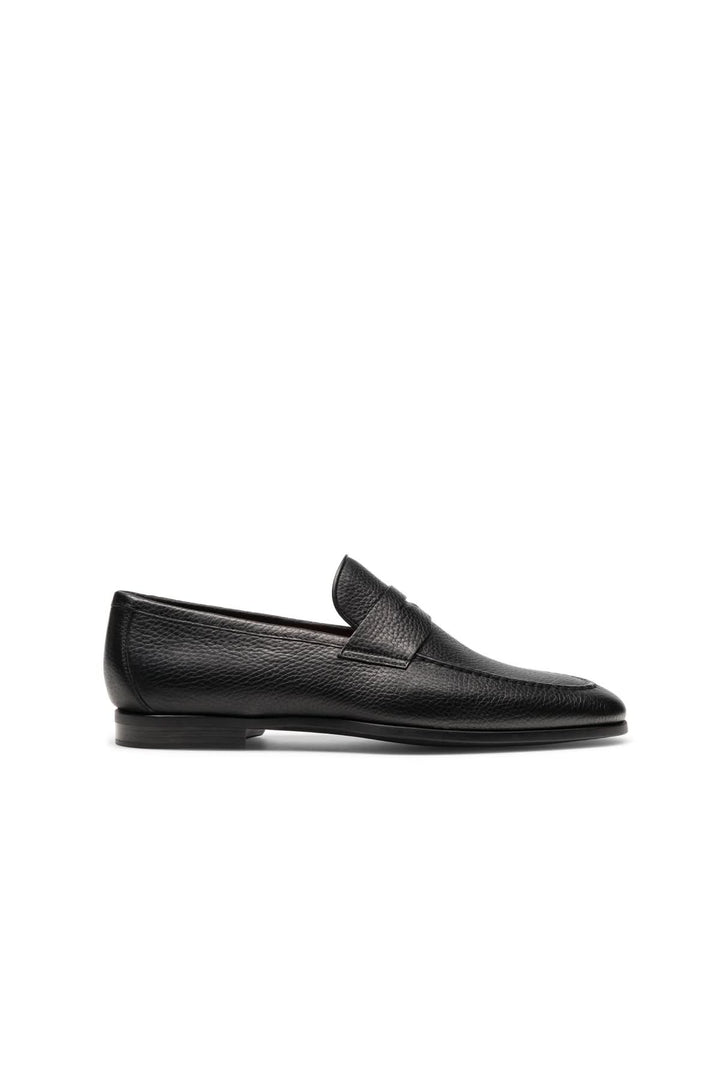 Mocassin Diezma ll en cuir noir avec design moderne et confortable, en cuir de veau souple pour élégance classique. De la collection Línea Flex.