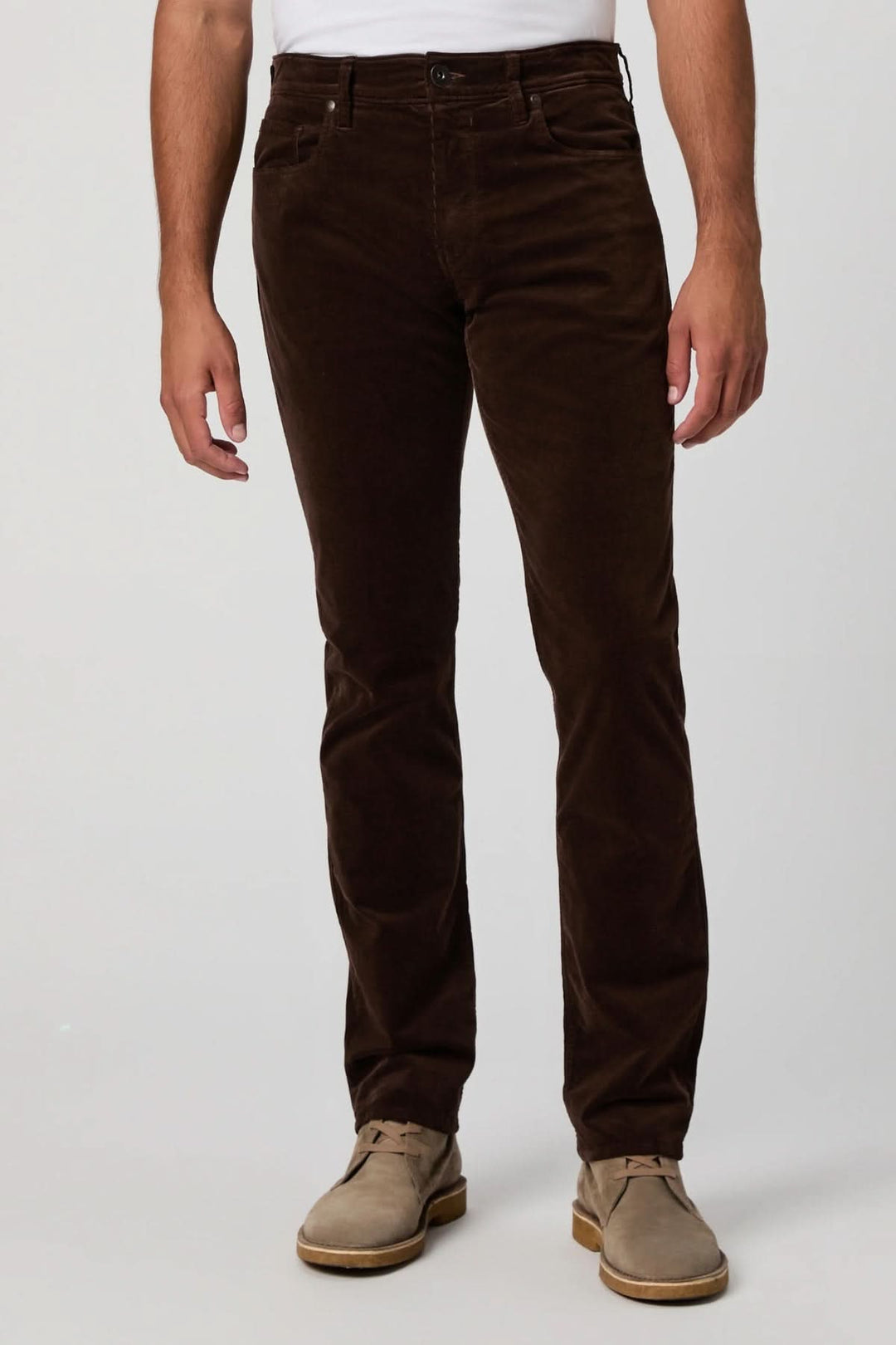 Pantalon en micro corduroy marron pour homme, coupe ajustée et confort supérieur