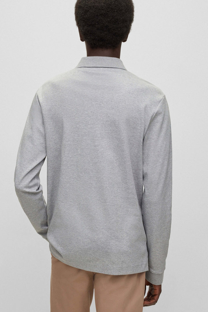 Vue arrière du Polo manches longues Pado en coton interlock gris, coupe régulière avec col plat élégant.