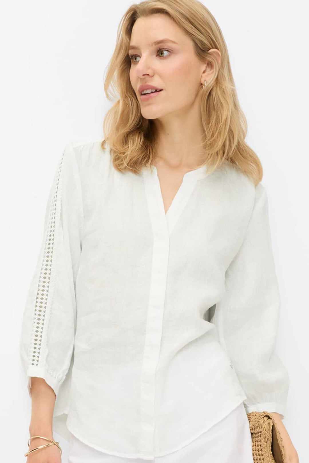 Linen blouse with openwork sleeves