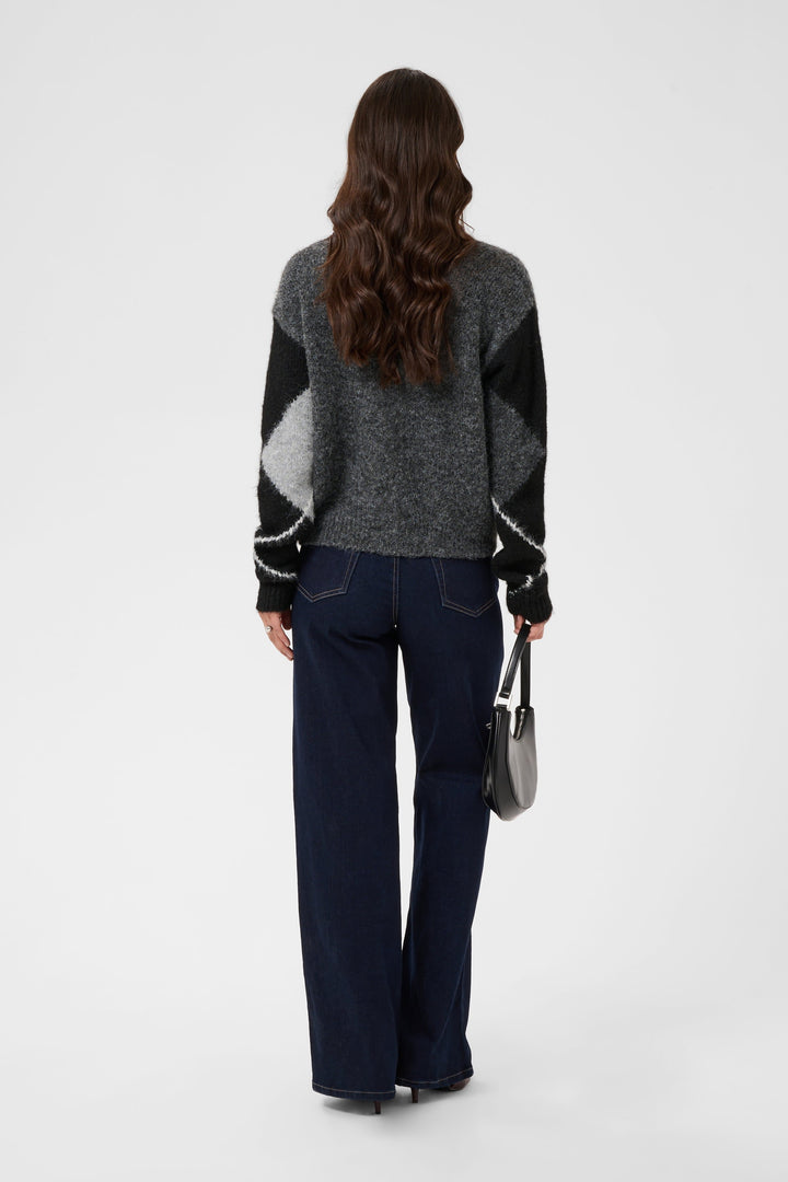 Cardigan à motif losanges vue de face pour femme Kaffe