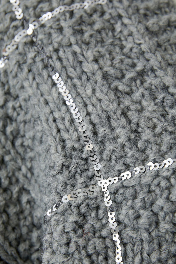 Cardigan en tricot à sequins vue de face pour femme Oui
