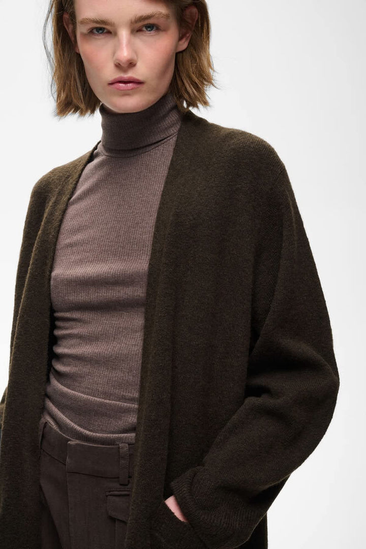 Front view of the camel knit cardigan Inwear for women with long sleeves - Valérie Simon