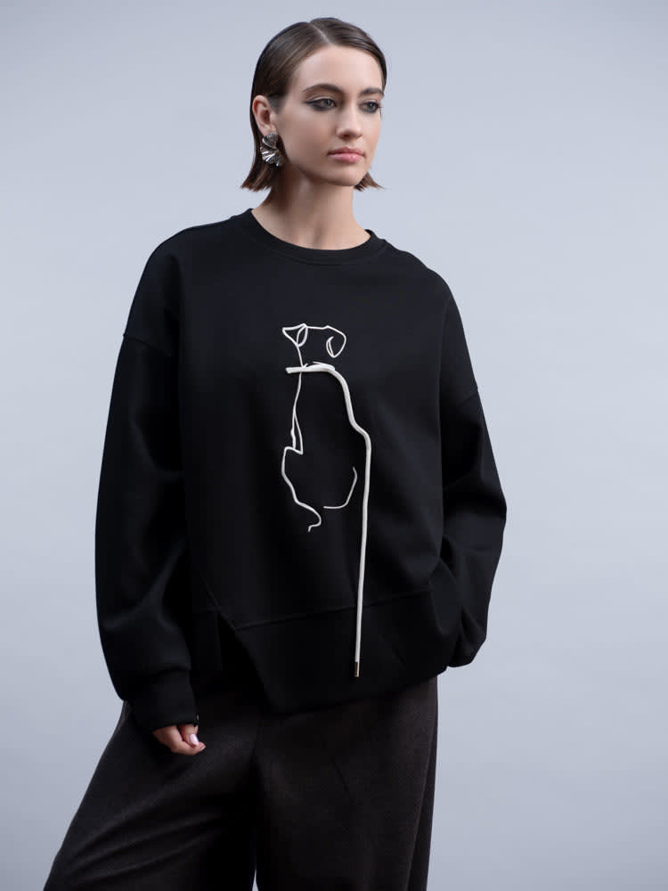 Vue de face chandail chien Haako pour femme beige avec manches longues - Valérie Simon