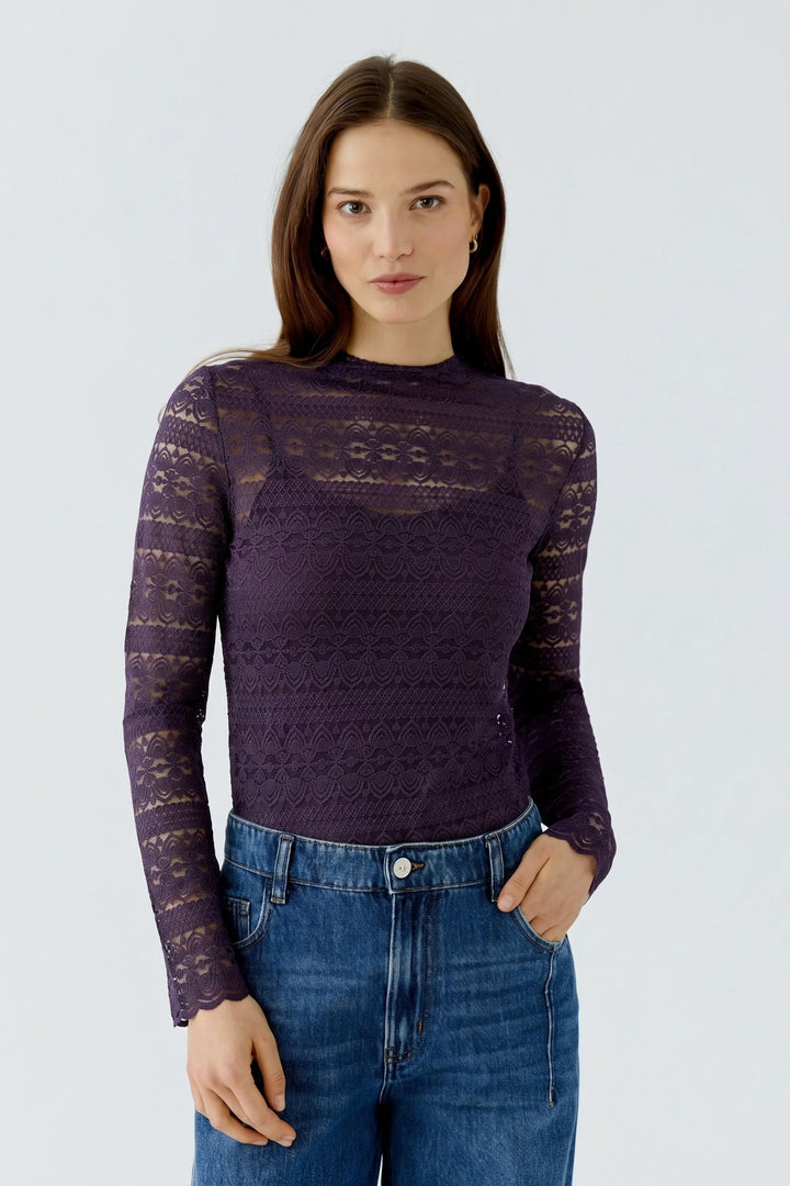 Front view of white lace sweater Oui for women with floral pattern - Valérie Simon