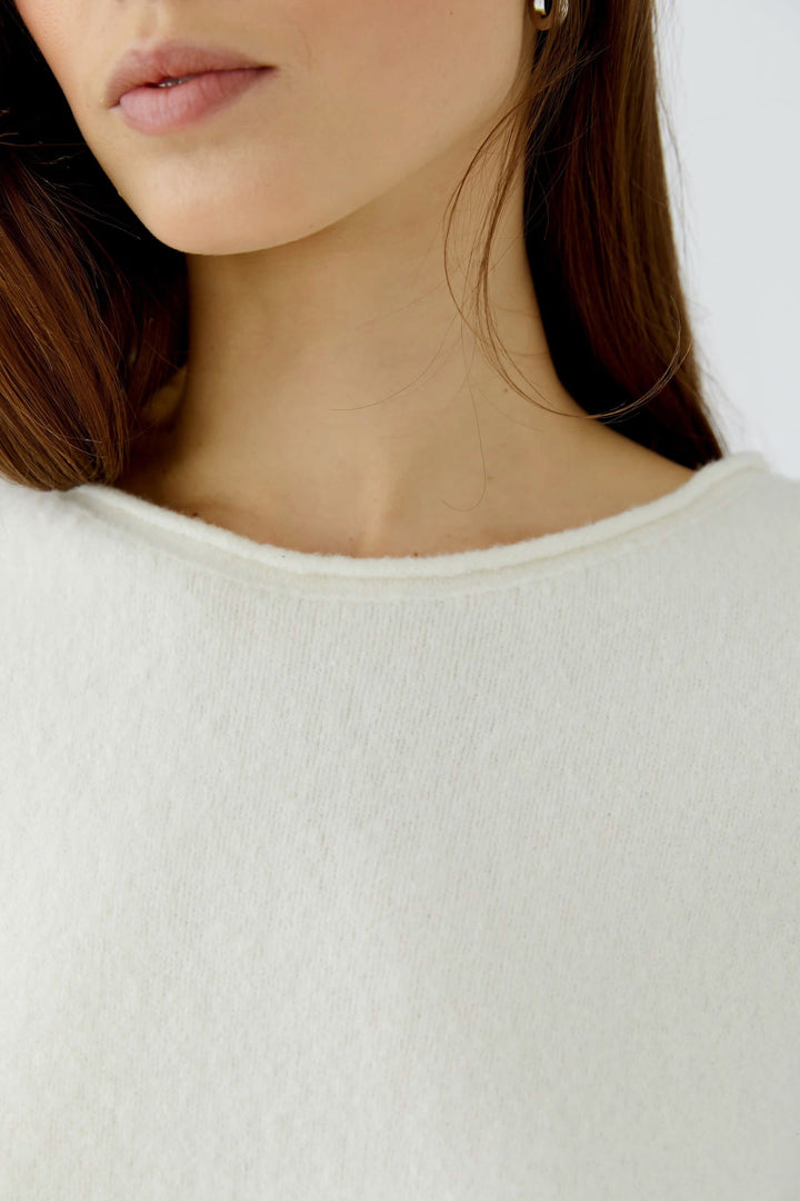 Side view of women’s beige sweater Oui with three-quarter sleeves - Valérie Simon