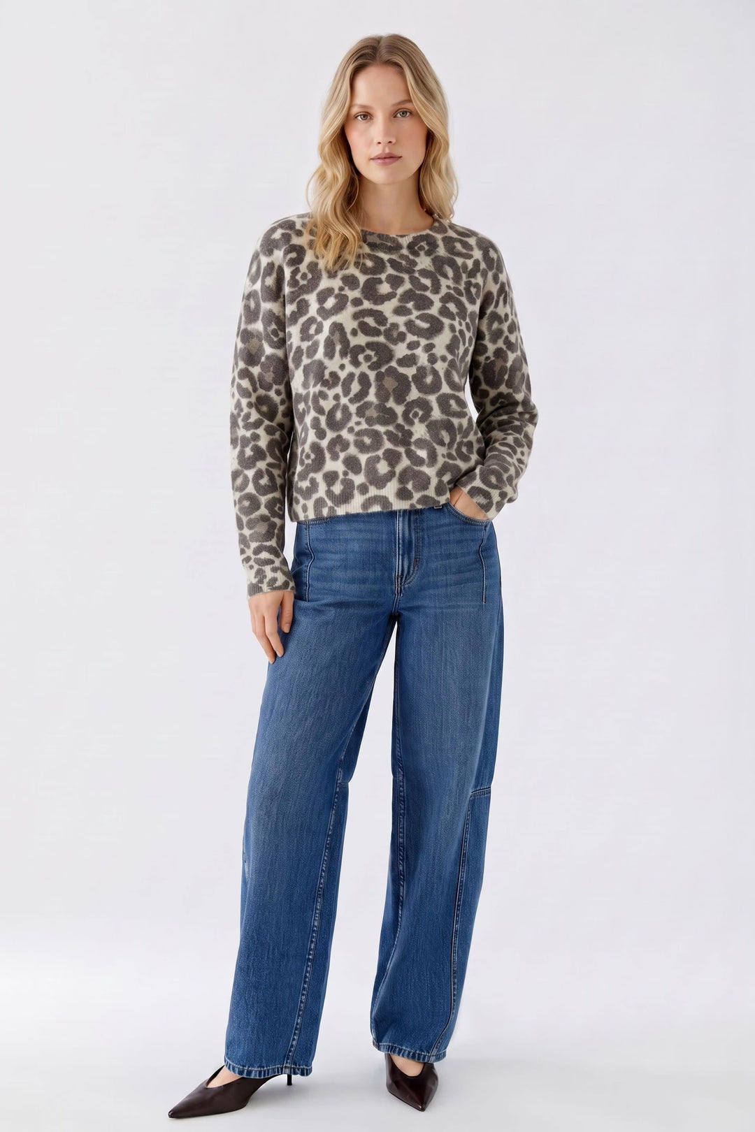 Front view of black and grey leopard sweater for women Oui - Valérie Simon