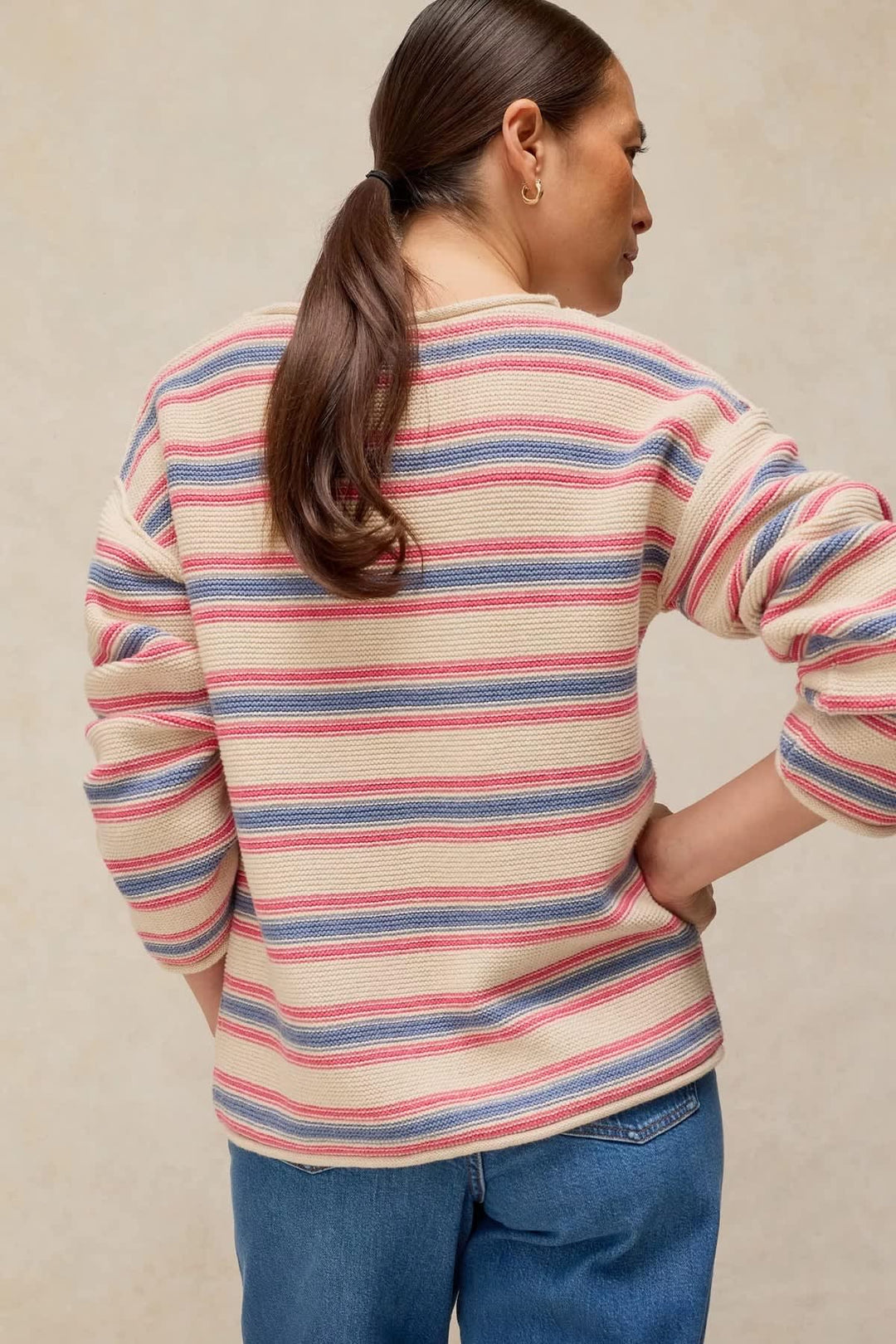 Worn view of women&