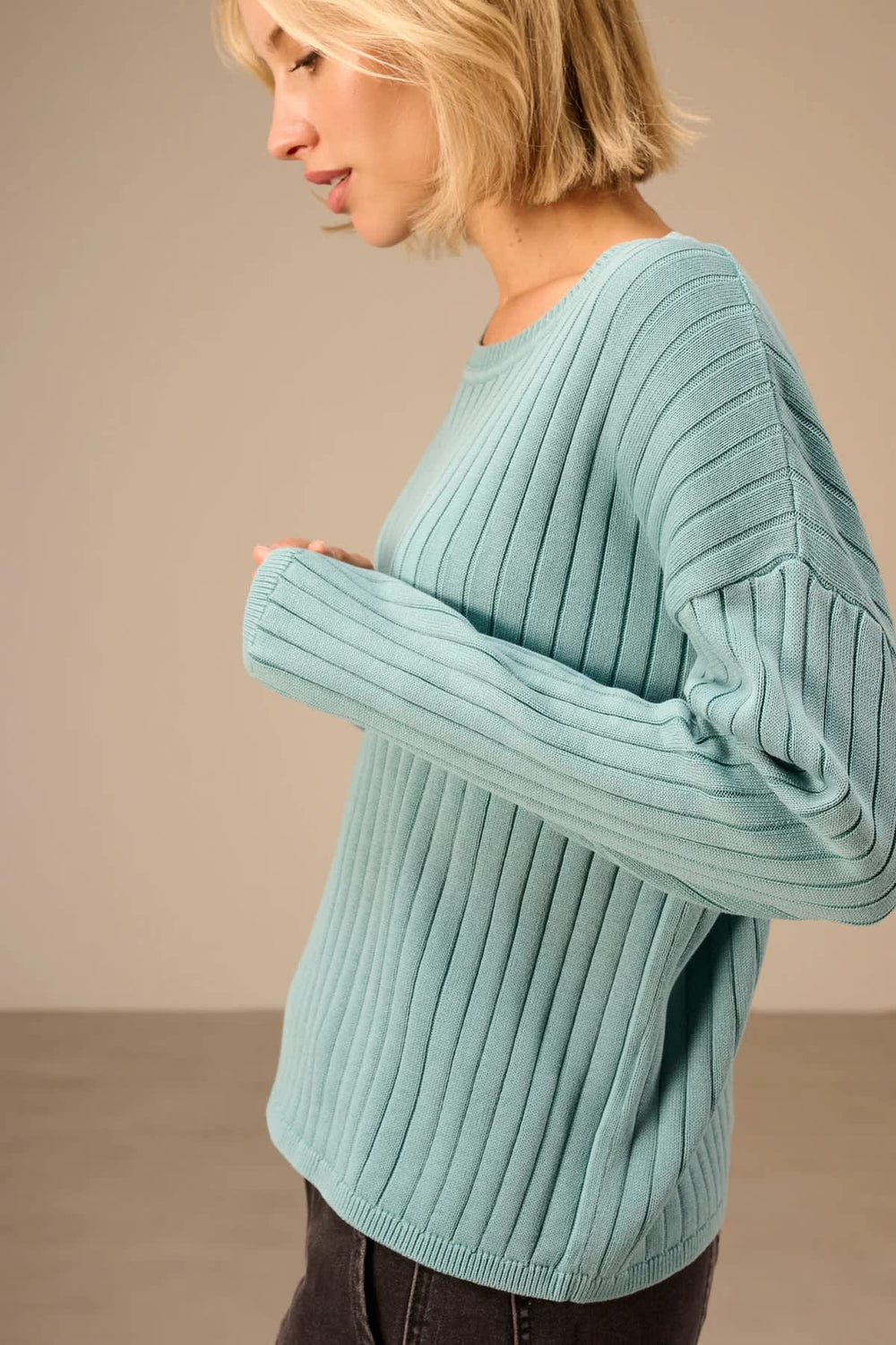 Nile women's ribbed knit sweater