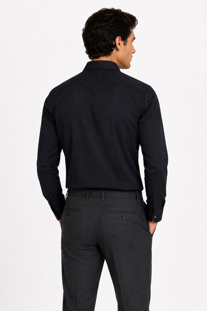 Vue de face chemise habillée extensible Eton pour homme blanc avec boutons contrastés - Valérie Simon