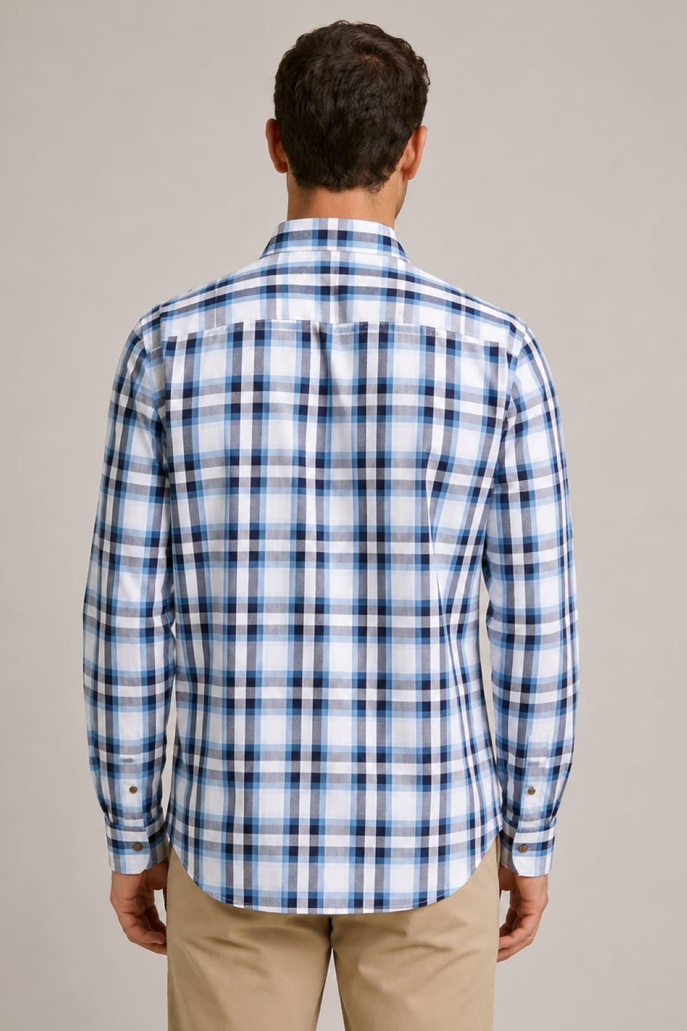 Front view of a gray-and-blue Tom Tailor men's plaid shirt with a button-down collar - Valérie Simon