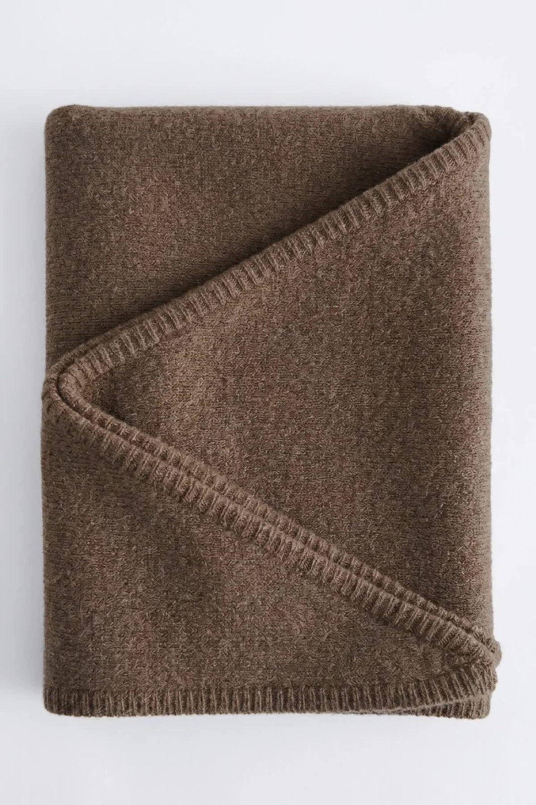 Éléonore knitted triangular scarf for women Not Shy