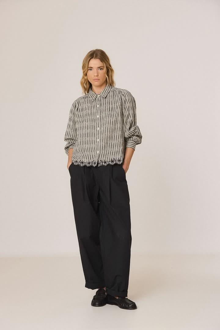 Blouse à carreaux brodée