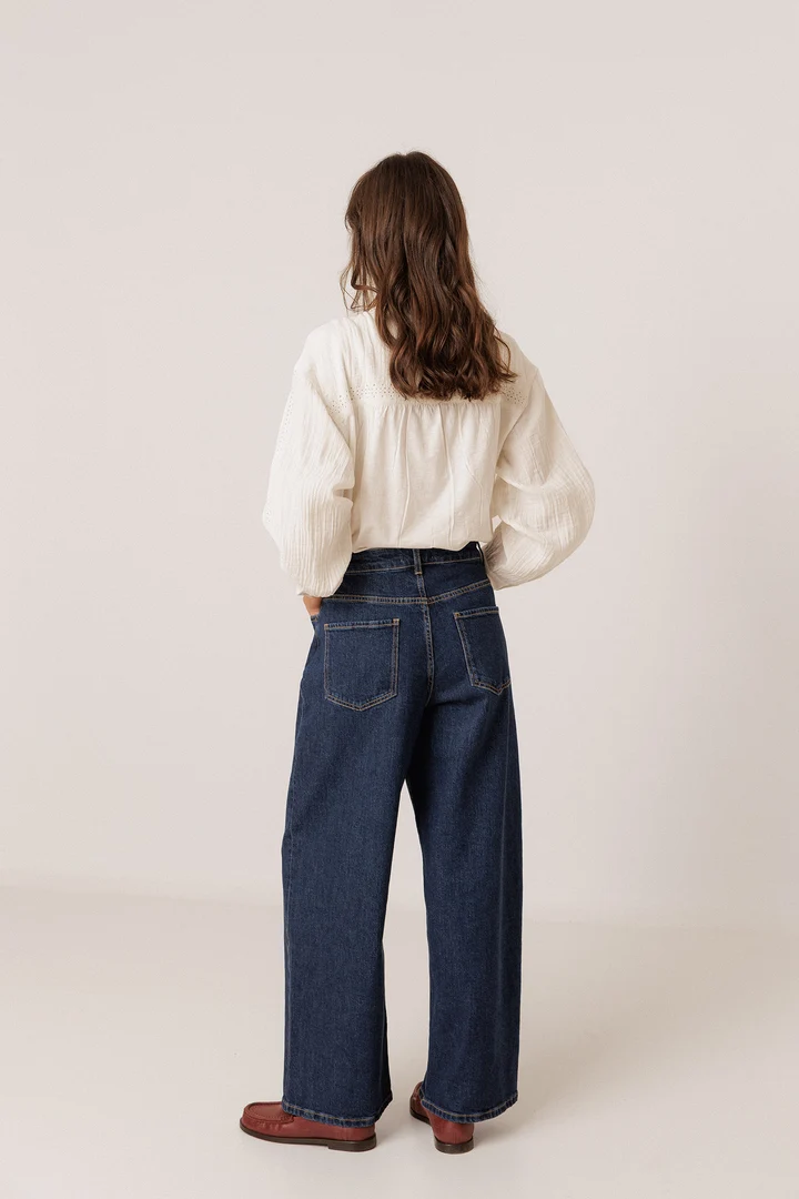 Blouse ajourée à manches longues