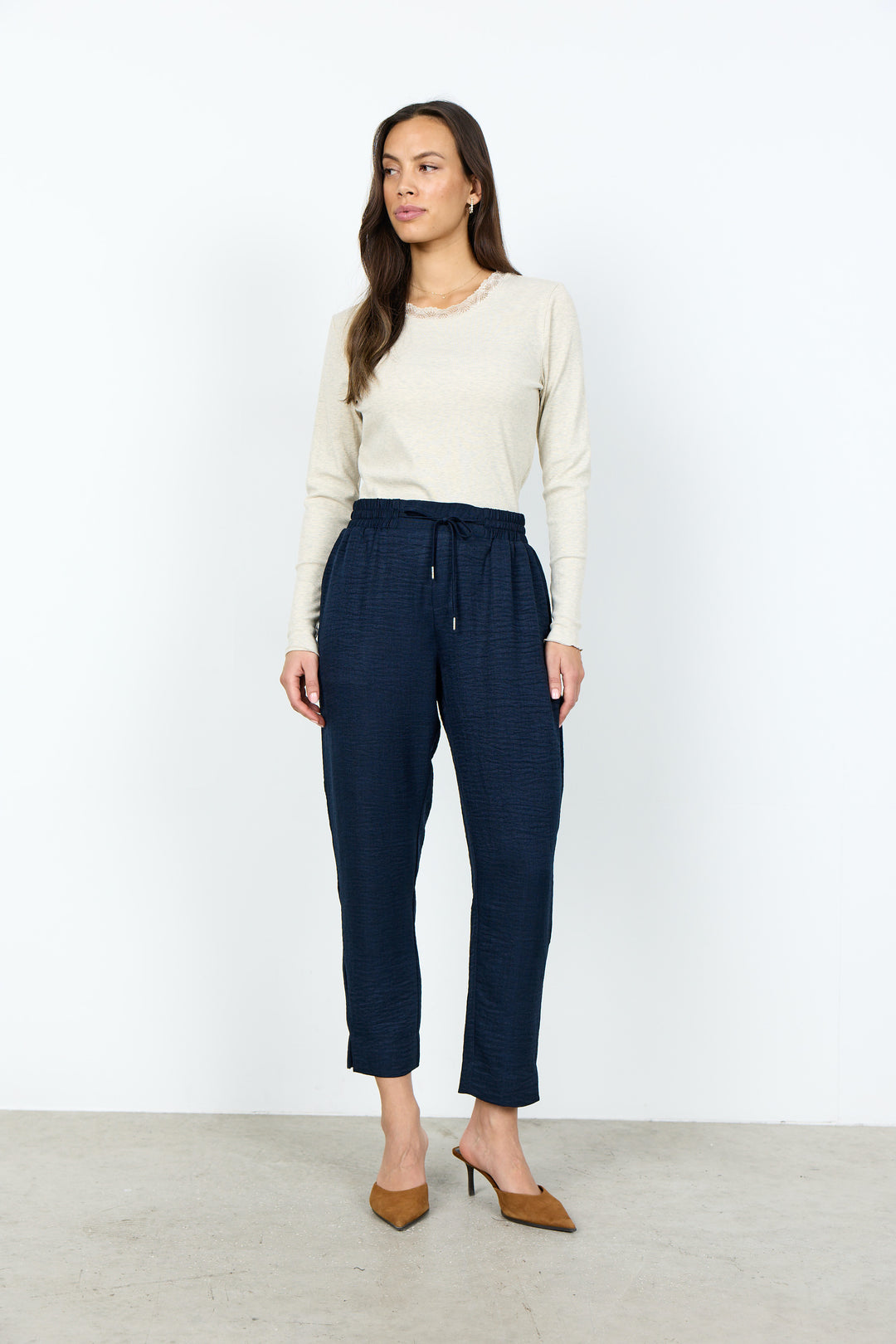 Long-sleeve chenille sweater with lace trim 