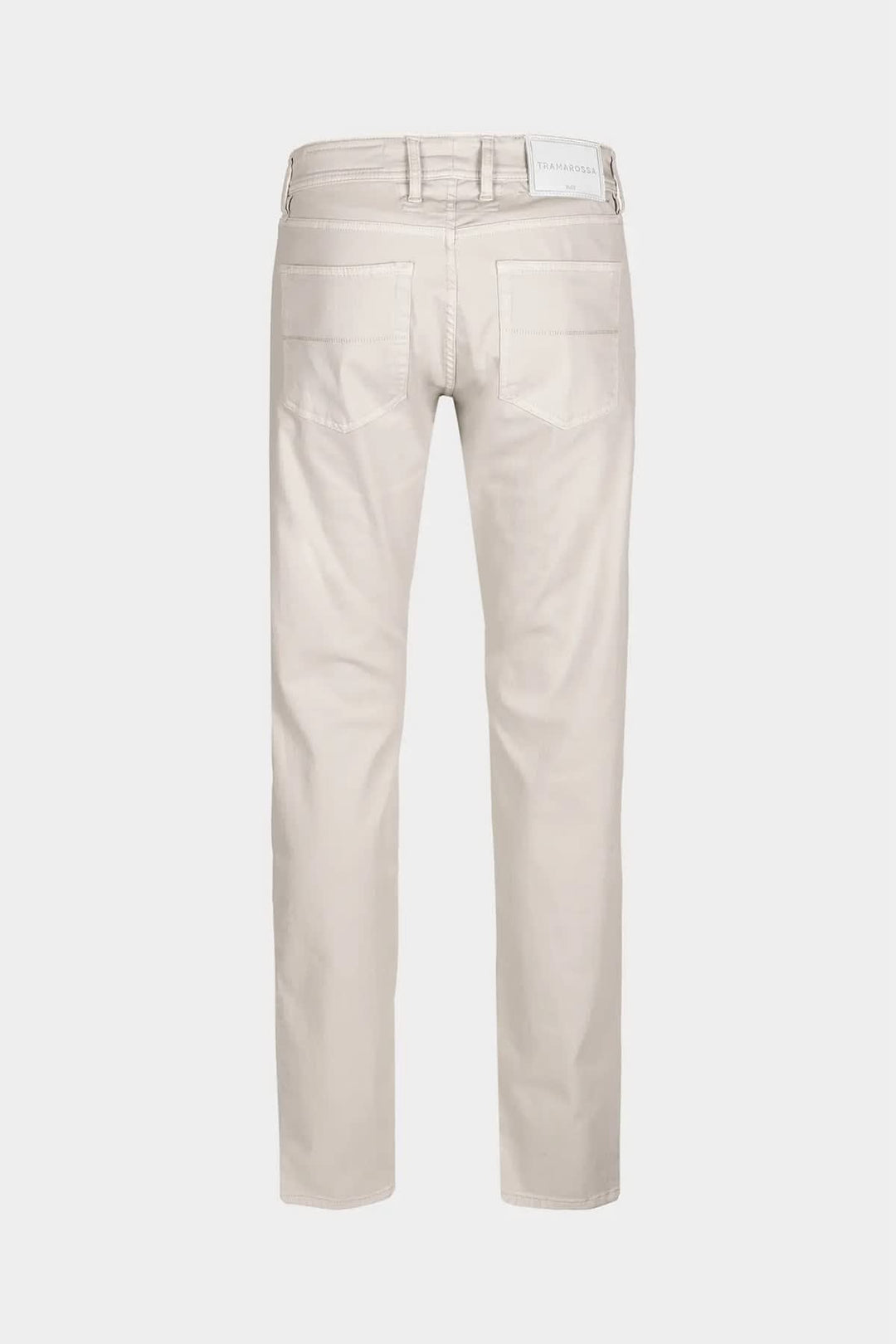 Rear view of Tramarossa men&