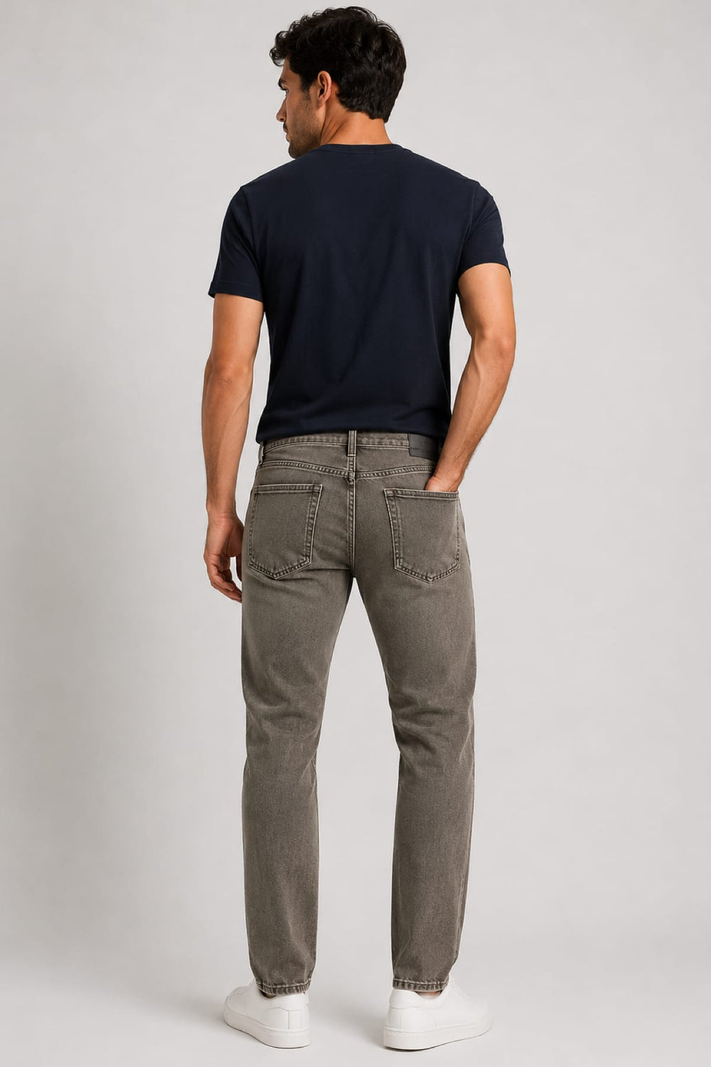 Side view of Brax men's gray faded jeans with exposed buttons - Valérie Simon