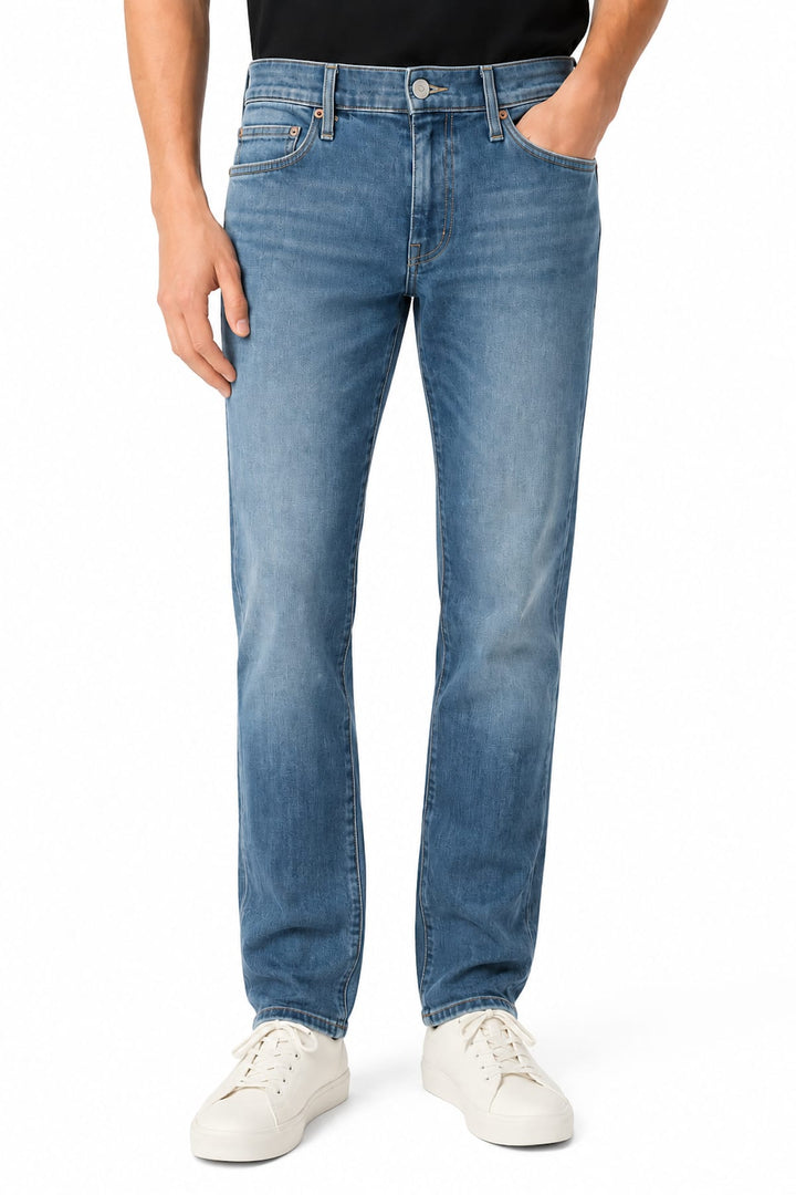 Front view of Paige men&