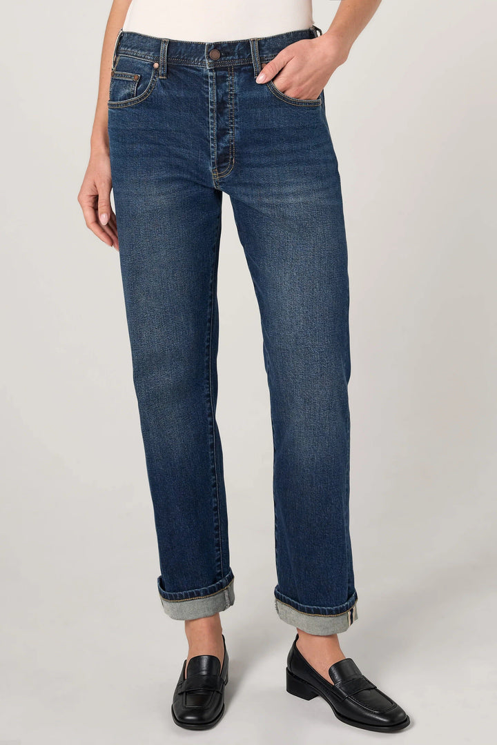 Side view of Liverpool straight cuffed jeans for women in blue - Valérie Simon