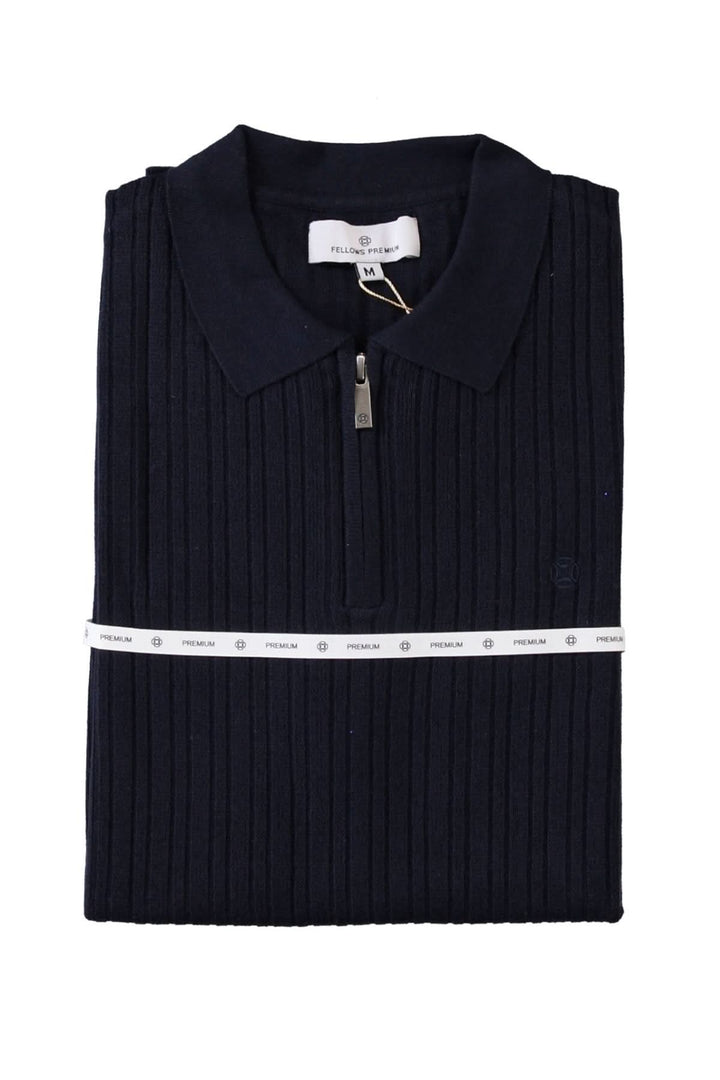 Short-sleeve polo shirt with textured knit
