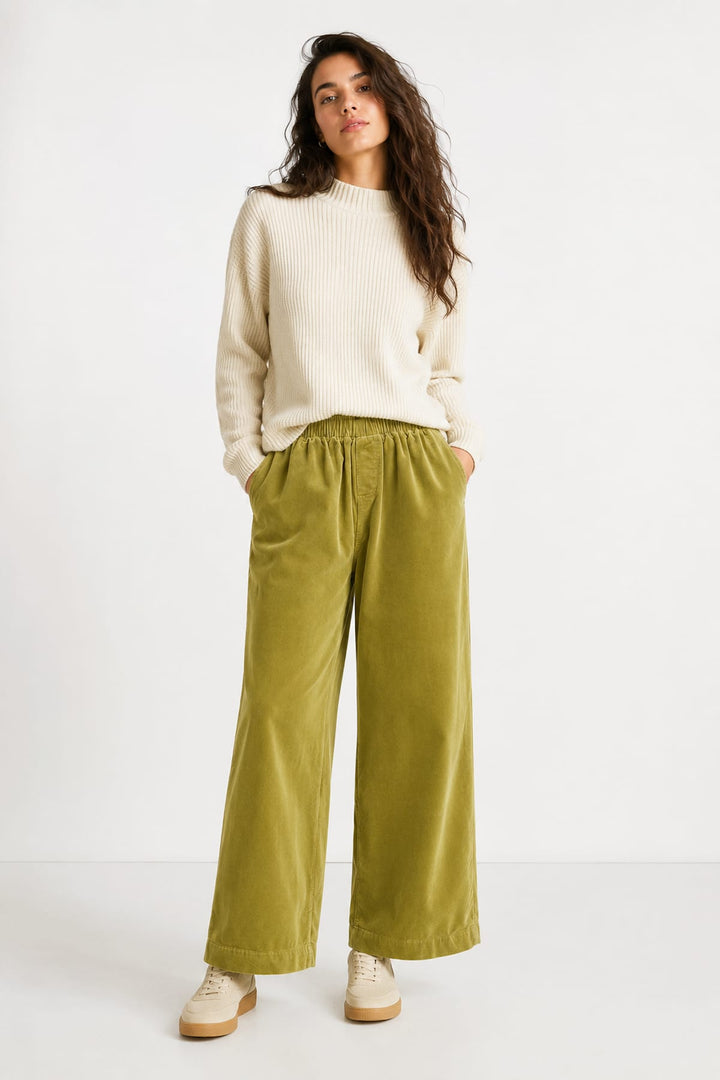 Side view of women’s wide-leg corduroy pants in olive green JC Sophie - Valérie Simon