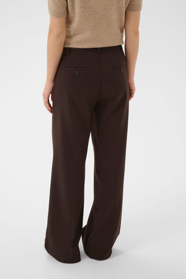 Front view of Women&