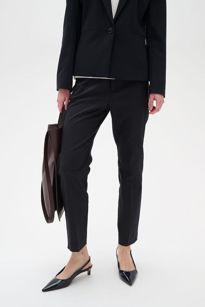 Side view of Zella women&