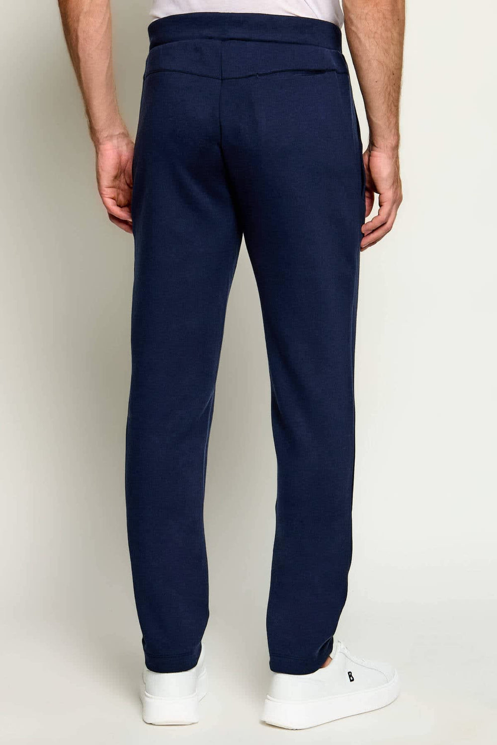 Side view of black Paul and Shark men's joggers with distinctive logo - Valérie Simon