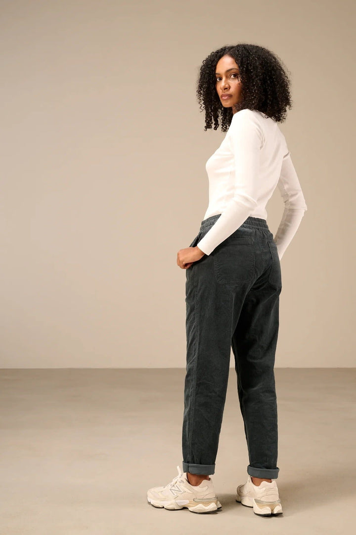 Nile women&