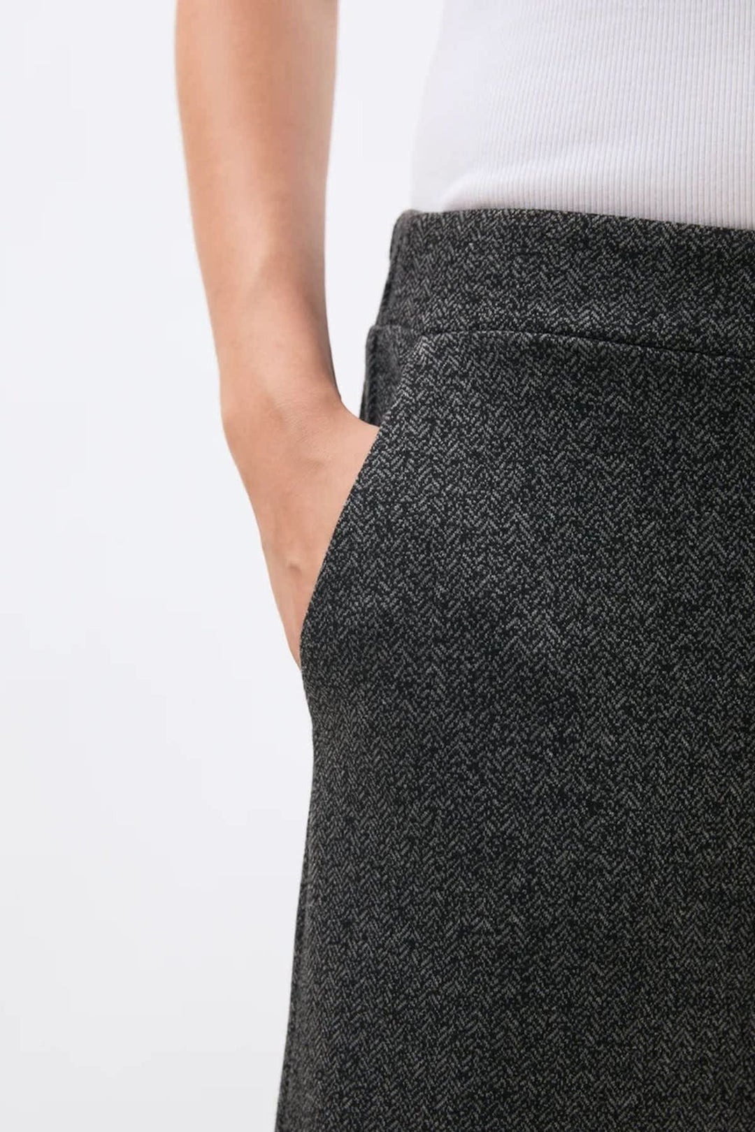7/8 herringbone wide-leg pants, front view, for women Humility