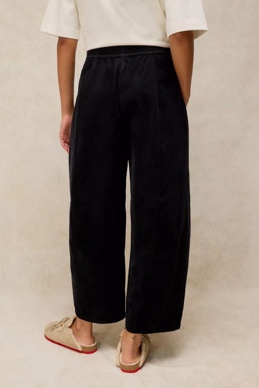 Pantalon large Leona en velours côtelé à taille élastique pour femme White Stuff