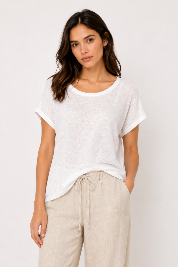Short-sleeved linen T-shirt