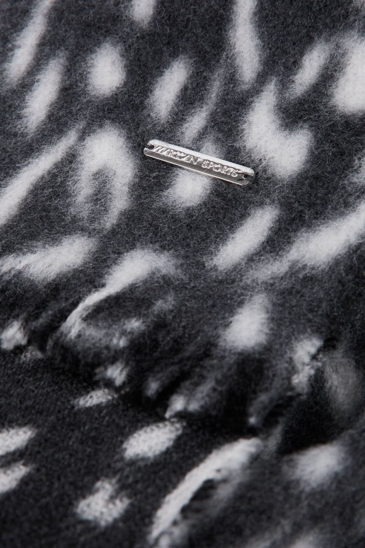 Foulard en laine à motif léopard