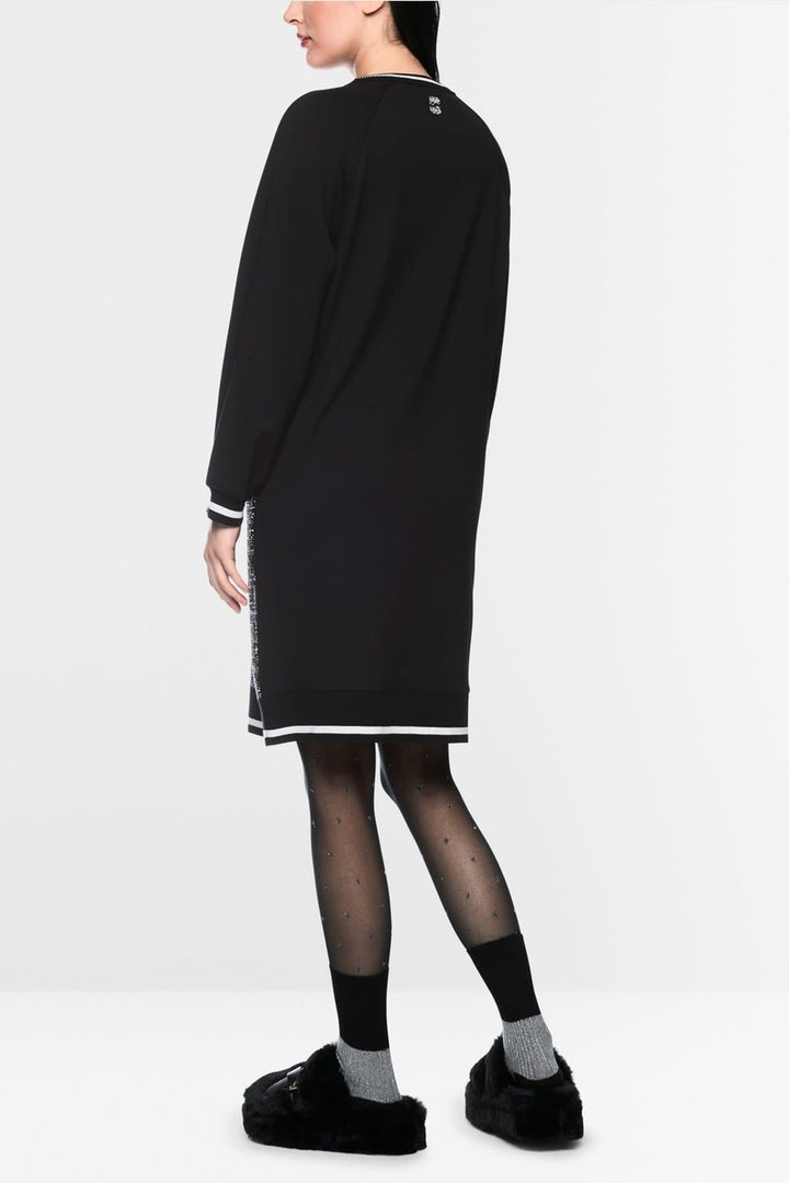 Robe courte à motif chat vue de face pour femme Marc Cain
