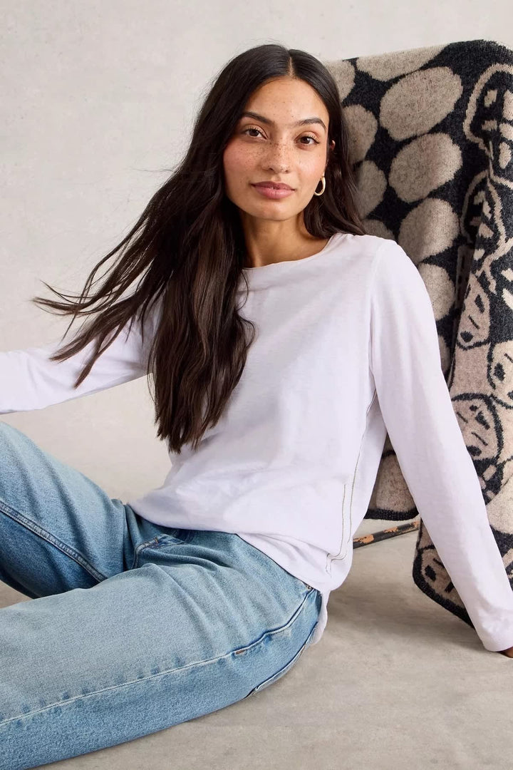 Front view Clara off-white crew-neck long-sleeve T-shirt - Valérie Simon