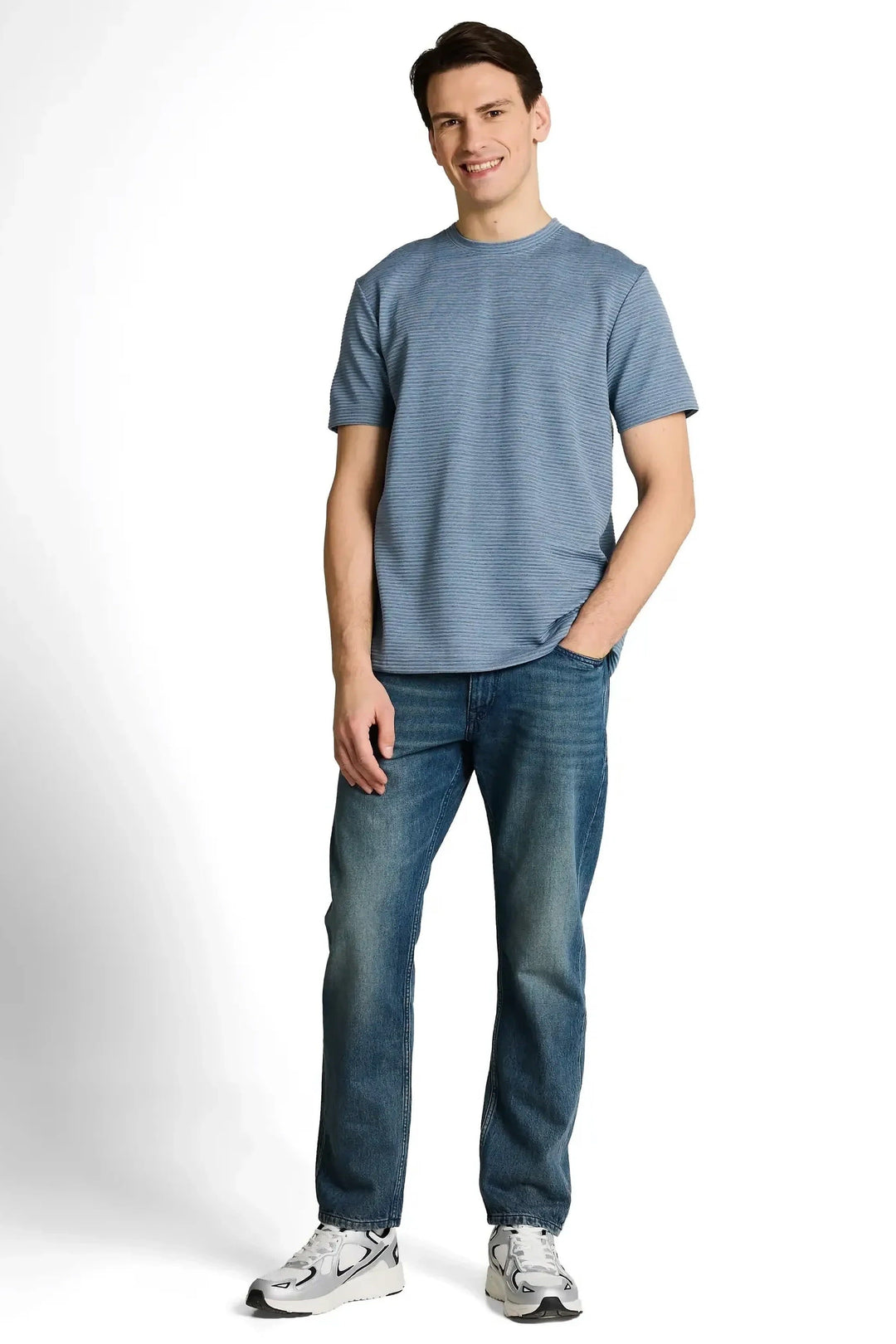 Front view of the Tom Tailor men&