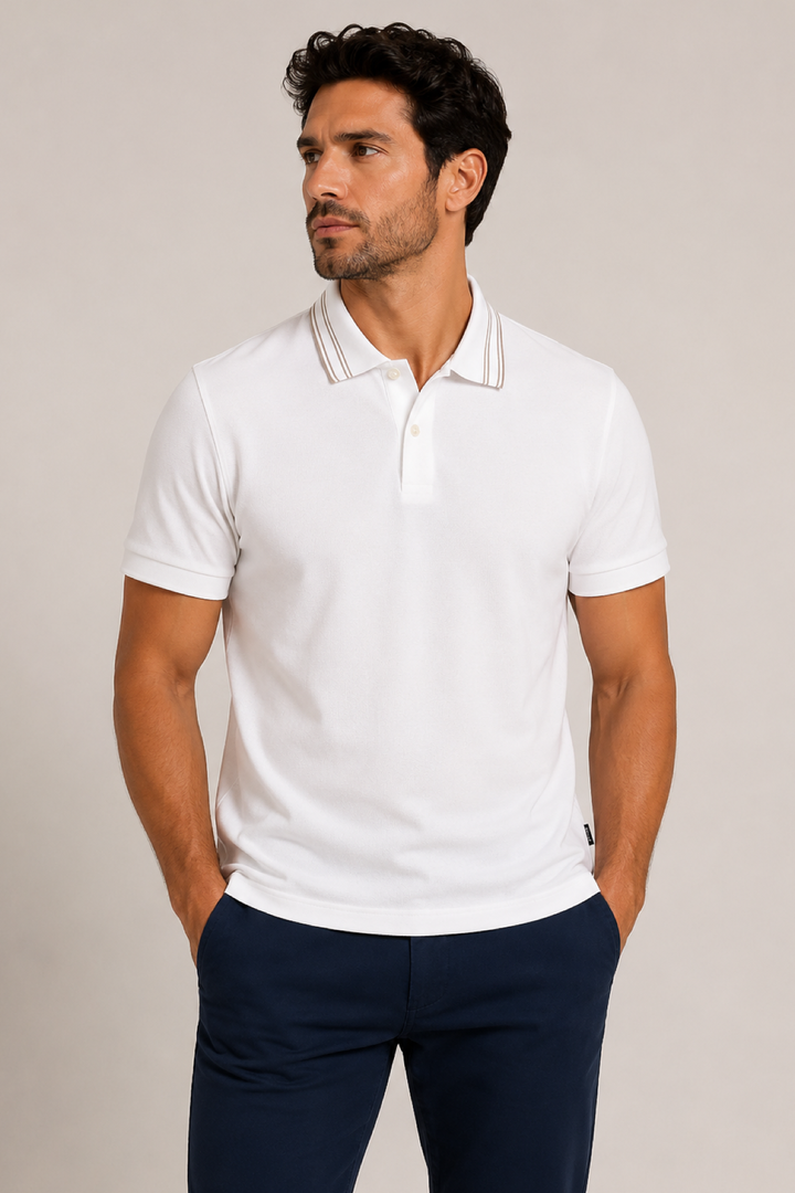 Short-sleeve polo shirt with contrasting collar