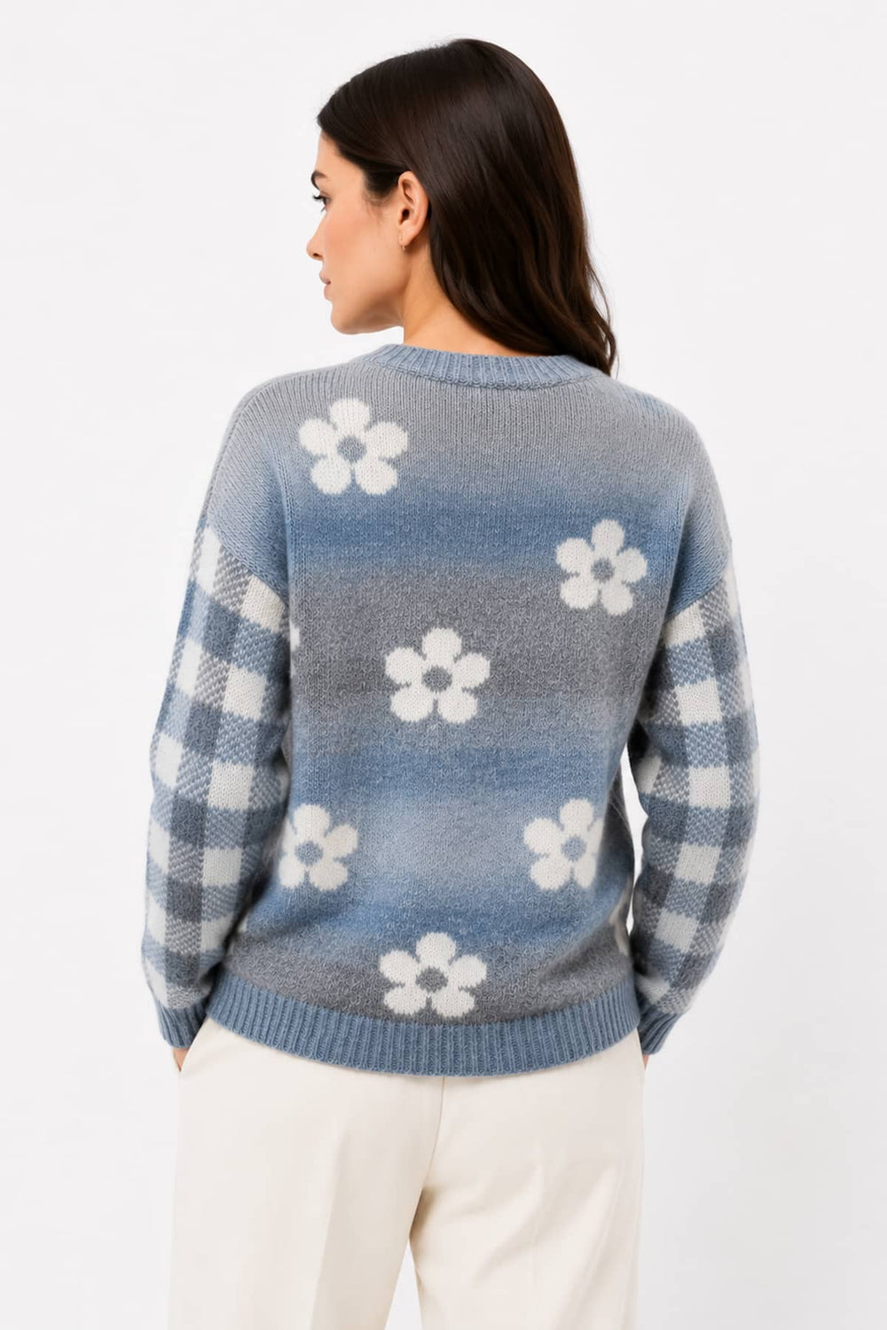 Front view of the women's floral and plaid knit by Coco y Club