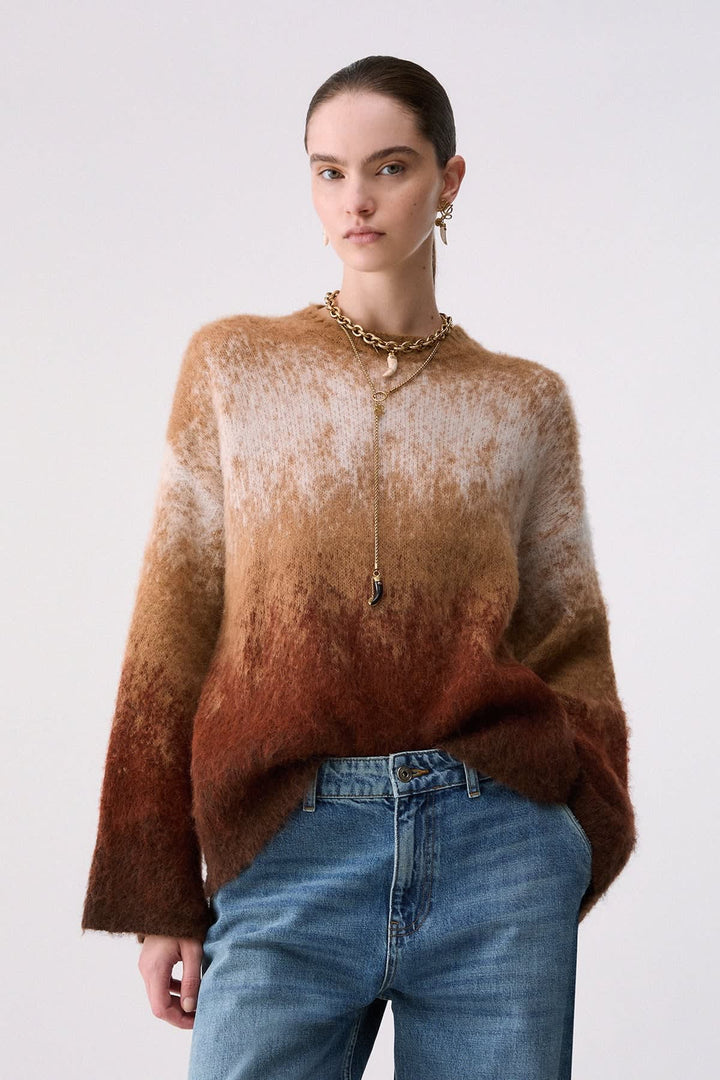 Tricot dégradé à manches longues vue de face pour femme liujo