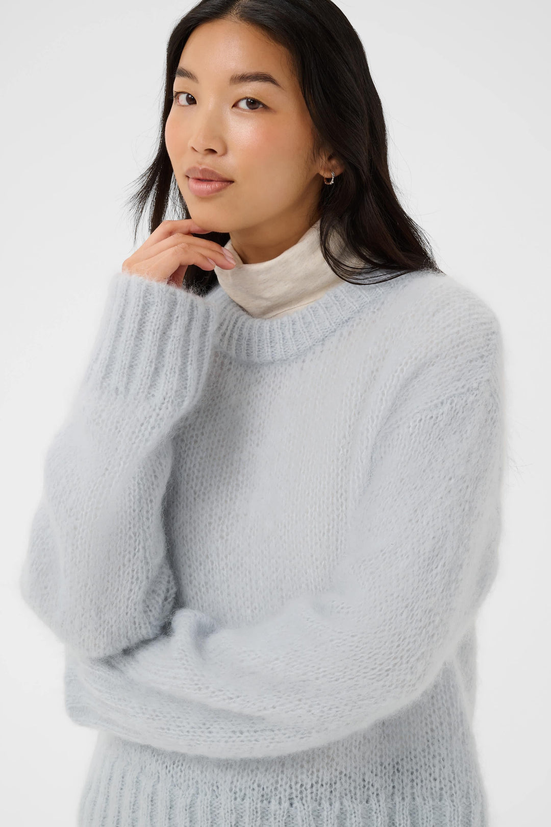 Women’s Fluffy Sille Crew-Neck Knit Part Two
