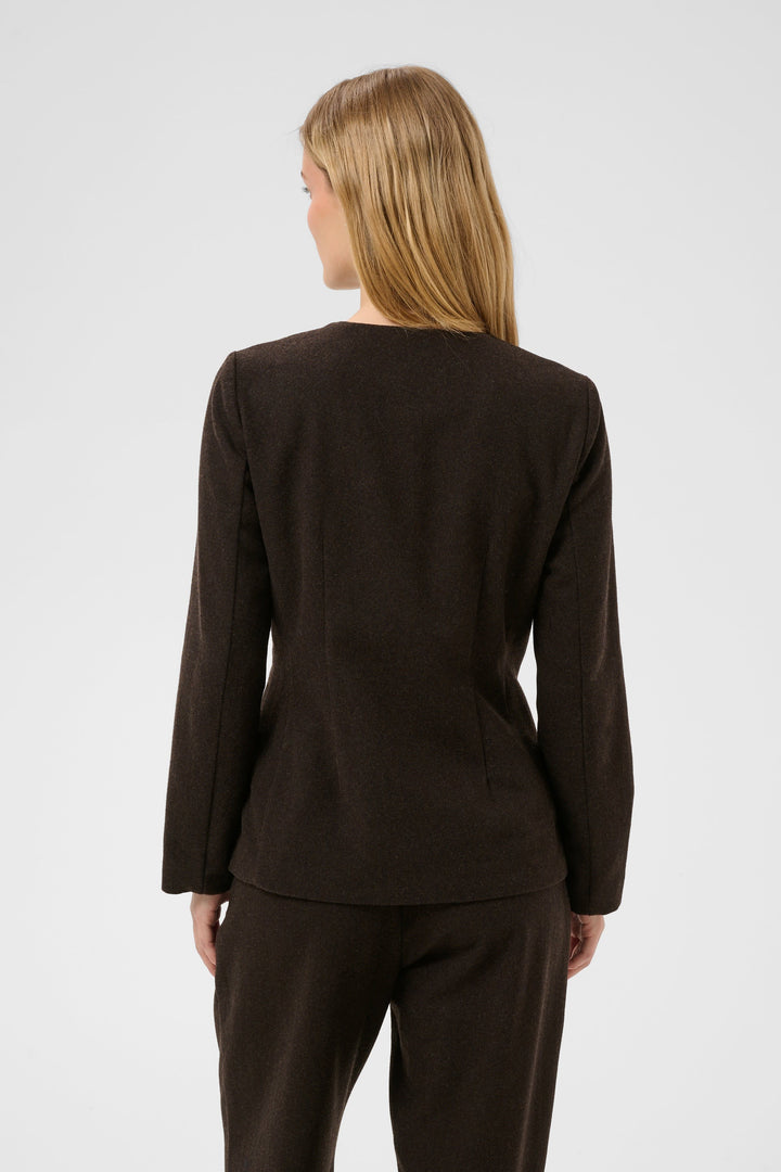 Front view of the Celinn fitted round-neck blazer for women Part Two