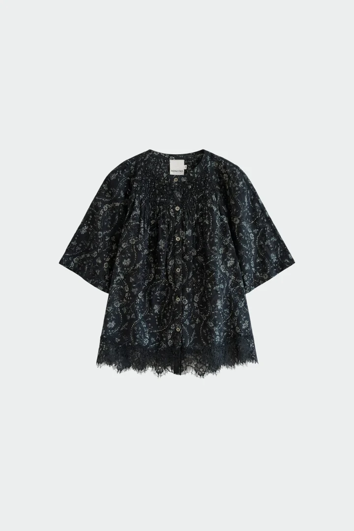 Blouse imprimée à finition en dentelle