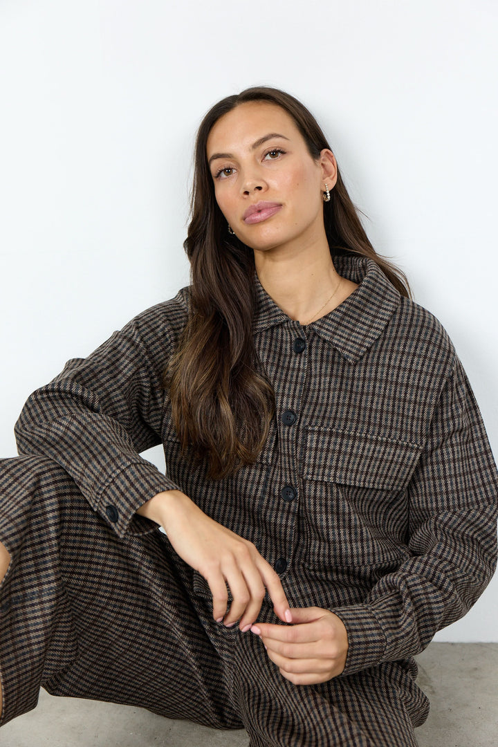 Hekla short plaid blazer with patch pockets 