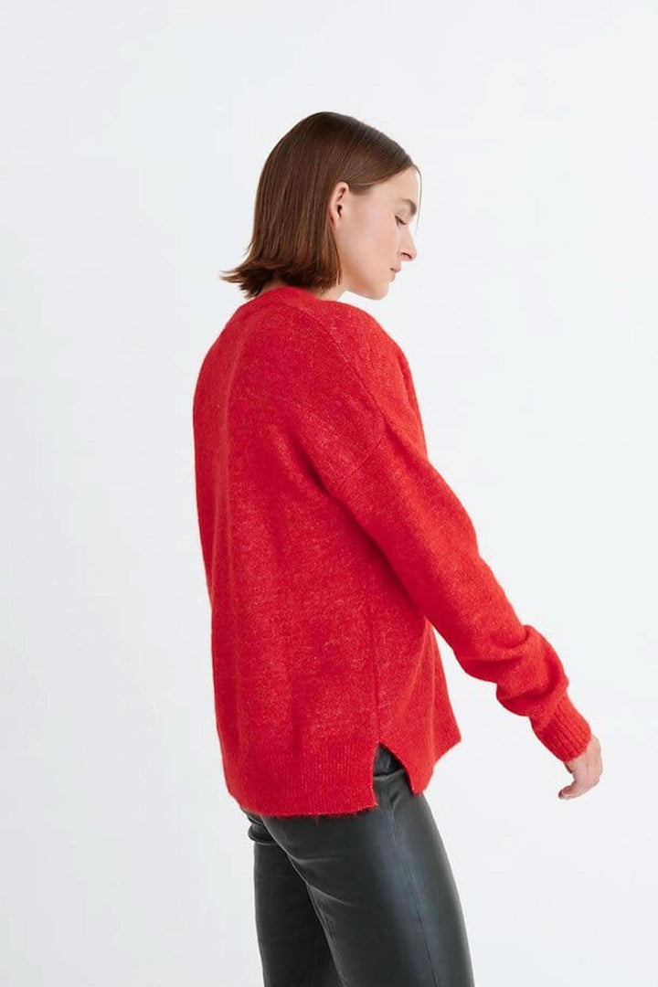 Chandail Papina rouge en V, coupe décontractée, en alpaga, laine, polyamide et élasthanne.